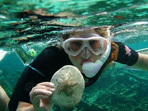 2012 Bio Dayna Snorkeling.jpg