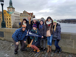 Virginia Wesleyan students on the Charles Bridge in Prague, Czech Republic, January 2017. Photograph by Prof. Sara Sewell.